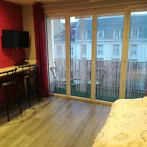 chalet-insolite.hotels-rhonealpes.com/